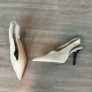 Zara NWT ivory Women's Heels Size 40